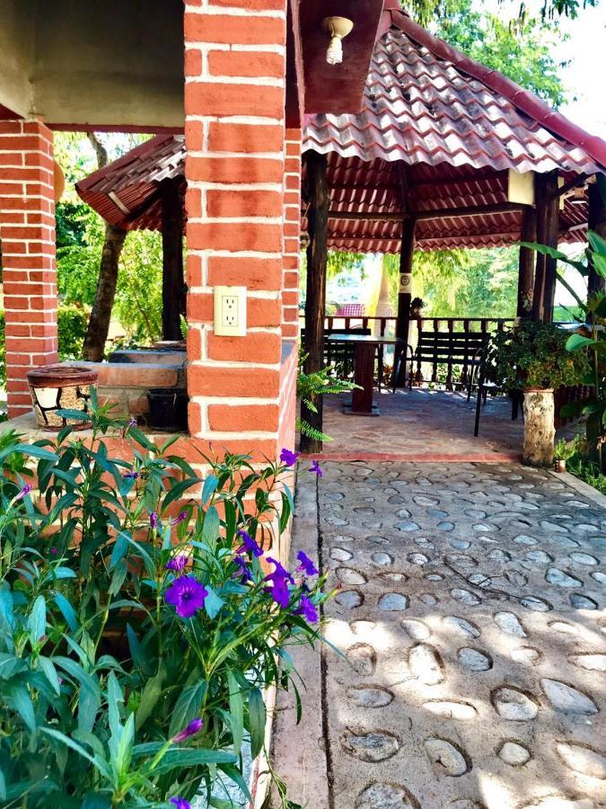 Hotel Y Restaurante Villas Del Sol Jalpan de Serra Buitenkant foto