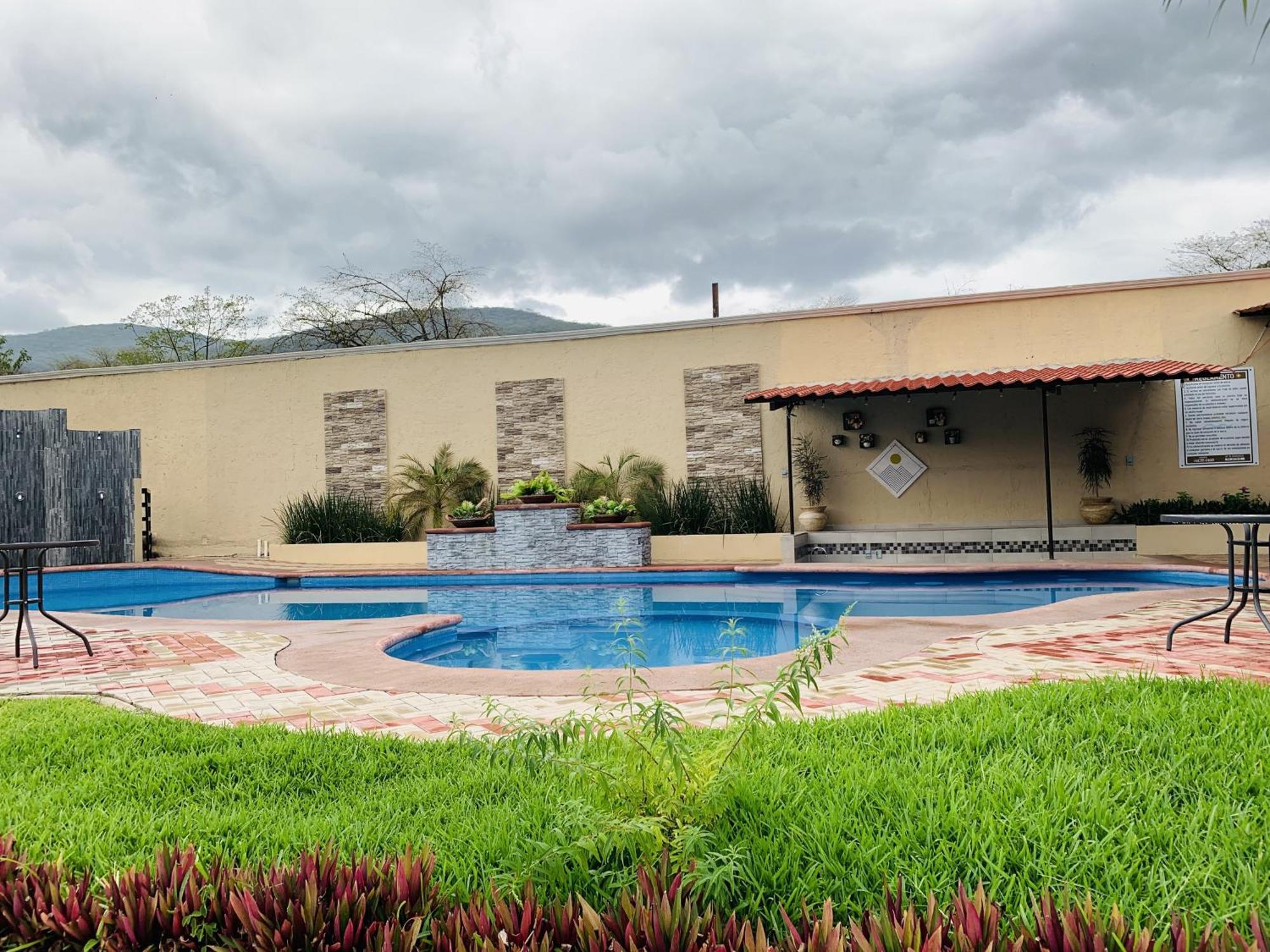 Hotel Y Restaurante Villas Del Sol Jalpan de Serra Buitenkant foto